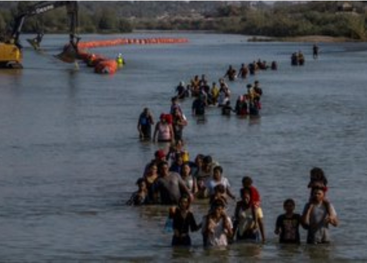 Corte de EE.UU. detiene ley sobre inmigrantes en Texas