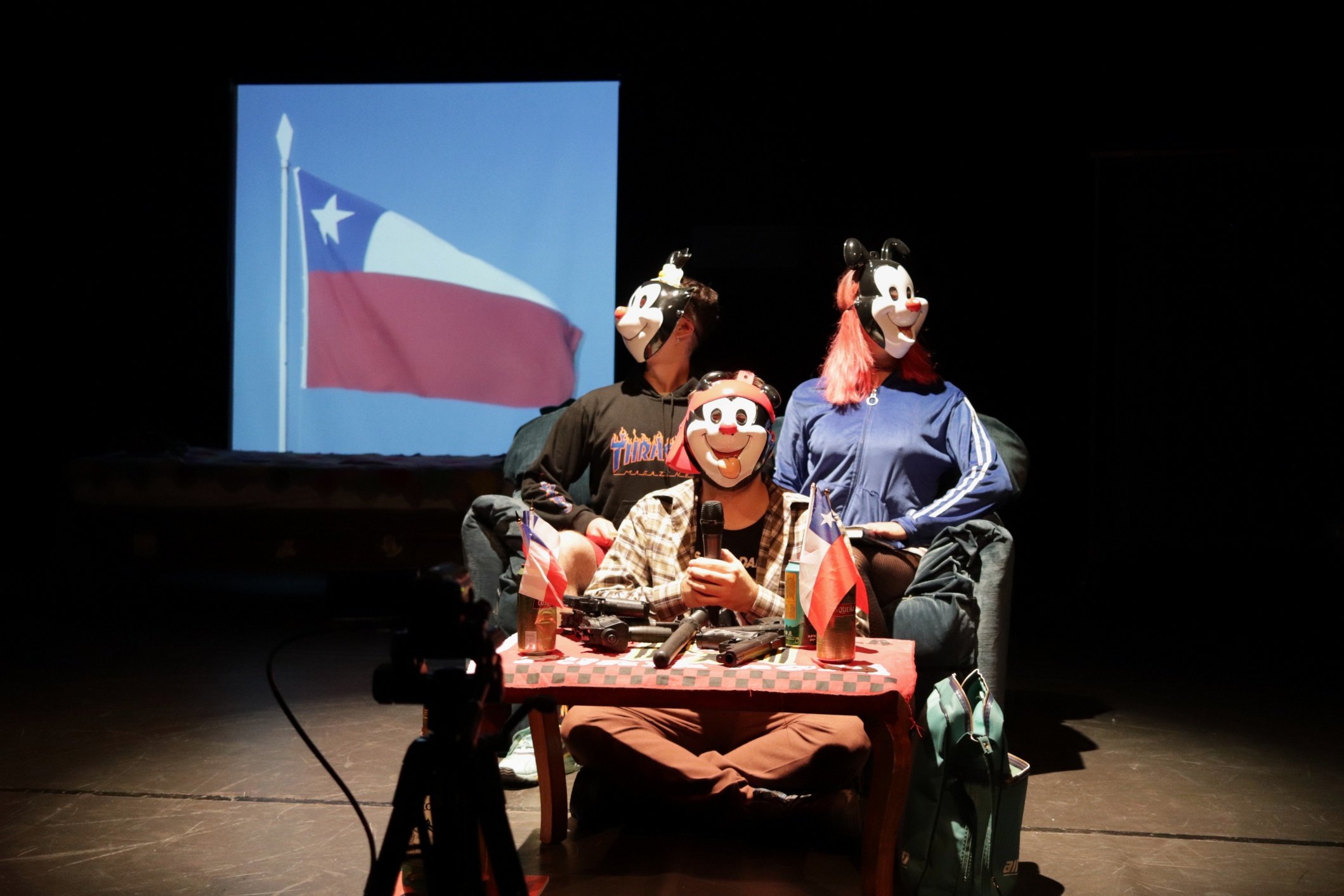 Trap, Animaniacs y tiroteos masivos: Teatro Catástrofe vuelve con comedia política a la Sala Agustín Siré