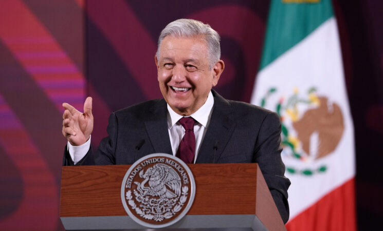 México es el segundo país más feliz en América Latina, destaca AMLO