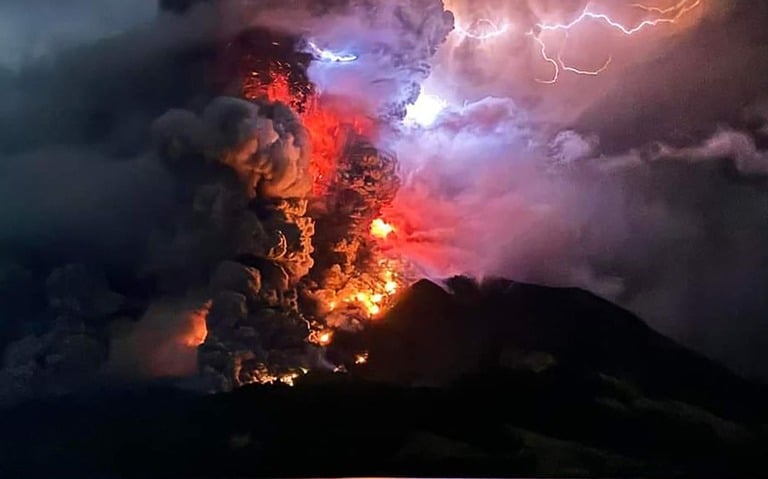 Alerta de tsunami tras erupción del Monte Ruang en Indonesia