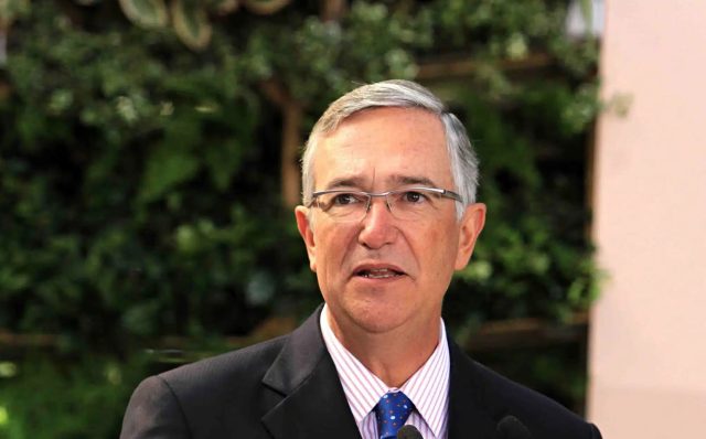 AMLO rechaza entrevista propuesta por Ricardo Salinas por proceso judicial