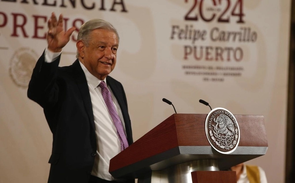 López Obrador confirma contacto con Peña durante transición