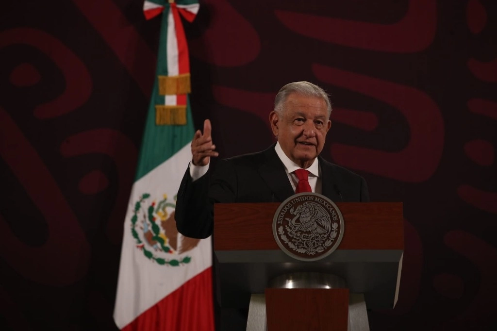López Obrador critica la omisión de avances en el debate