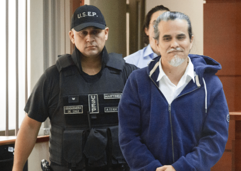 Carlos Conteras vuelve a la cárcel: Decretan prisión preventiva por fraude al fisco en caso TomArte