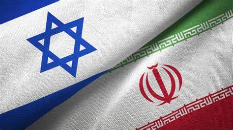 Conflicto Irán-Israel: Chile debe mantener neutralidad y promover salida  diplomática