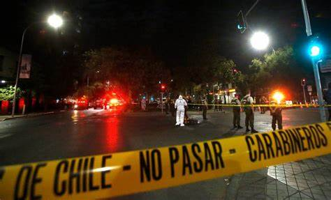 Víctimas de homicidios consumados en Chile disminuyeron 6% en 2023: Cifras bajaron en 11 regiones