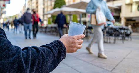 Internos en centro de rehabilitación para drogas denuncian abusos: Habrían sido obligados a  pedir dinero en las calles de Santiago