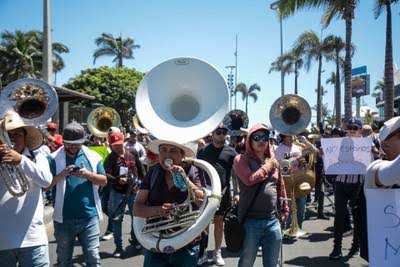 AMLO celebra defensa de bandas de música en Mazatlán ante propuesta