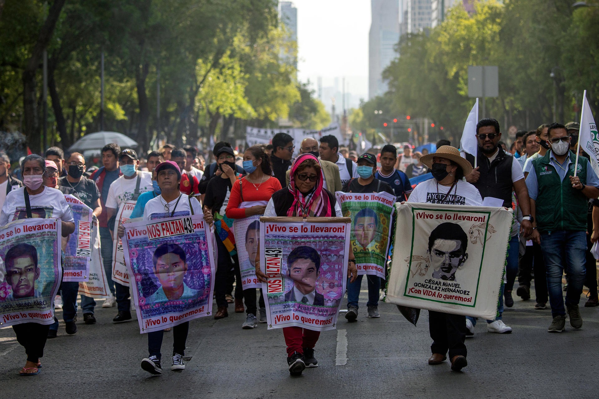 AMLO confía en resolver Caso Ayotzinapa con Ley de Amnistía