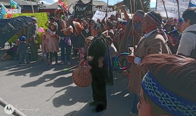 Pucón: Histórica marcha por la defensa del territorio ante amenaza minera