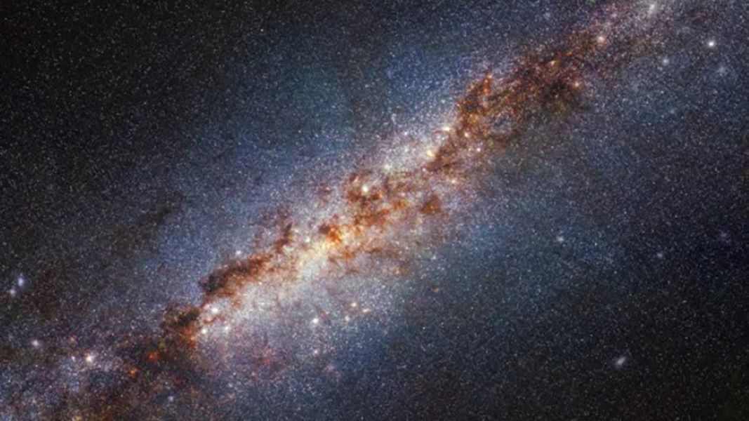 Descubren actividad estelar extrema en galaxia Messier 82
