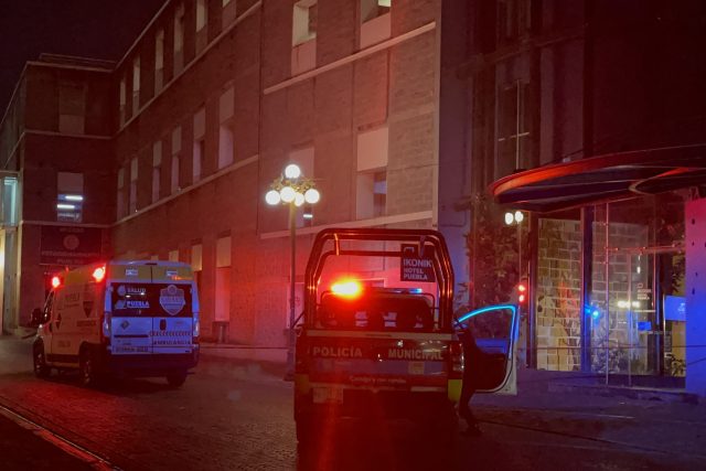 En El Alto, joven muere tras lanzarse desde un cuarto piso