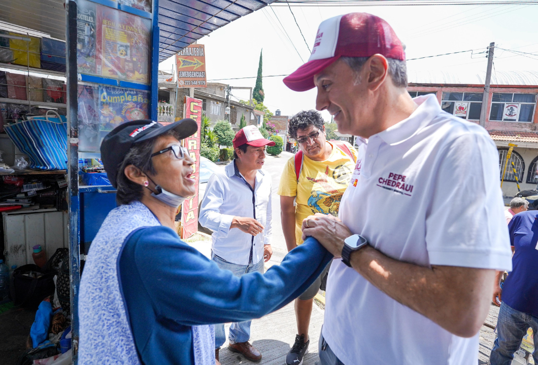 Vecinos de la 10 de Mayo arropan a José Chedraui