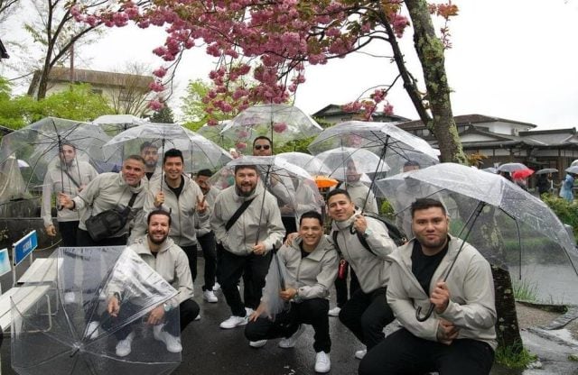 Banda El Recodo es detenida en Japón por concierto callejero