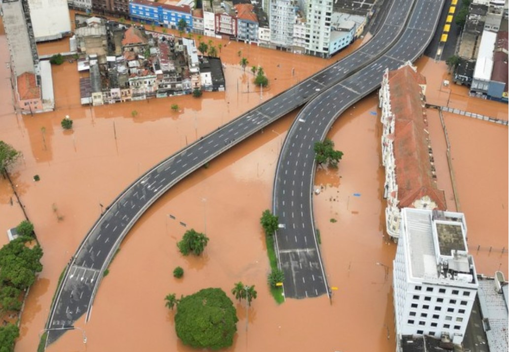 Tragedia por lluvias en Brasil suma 85 muertos y 134 desaparecidos