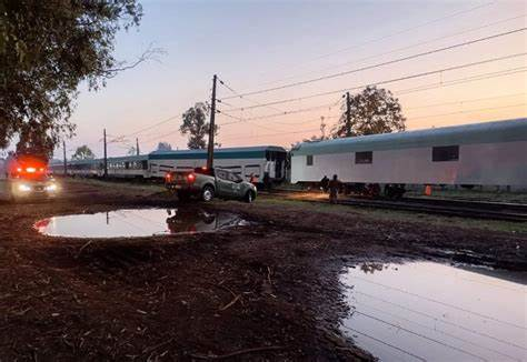 ¿Tren de carga o de pasajeros? Los detalles del descarrilamiento del tren Santiago-Temuco en su viaje inaugural