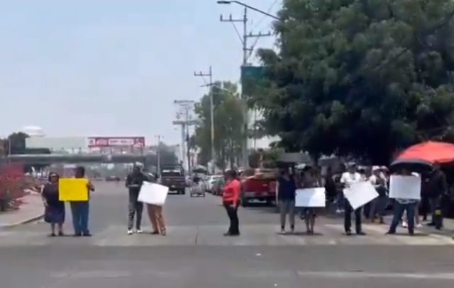 Con plantón, exigen en La Margarita servicio de Agua de Puebla