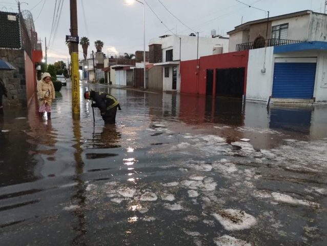Lluvias generan daños en Amozoc, Ciudad Serdán, Esperanza y Puebla: PC