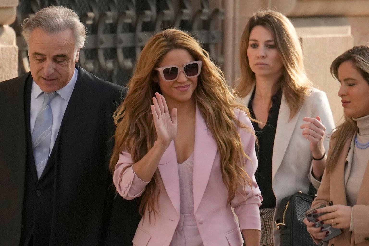 Fiscalía archiva segunda causa por fraude fiscal contra Shakira en España