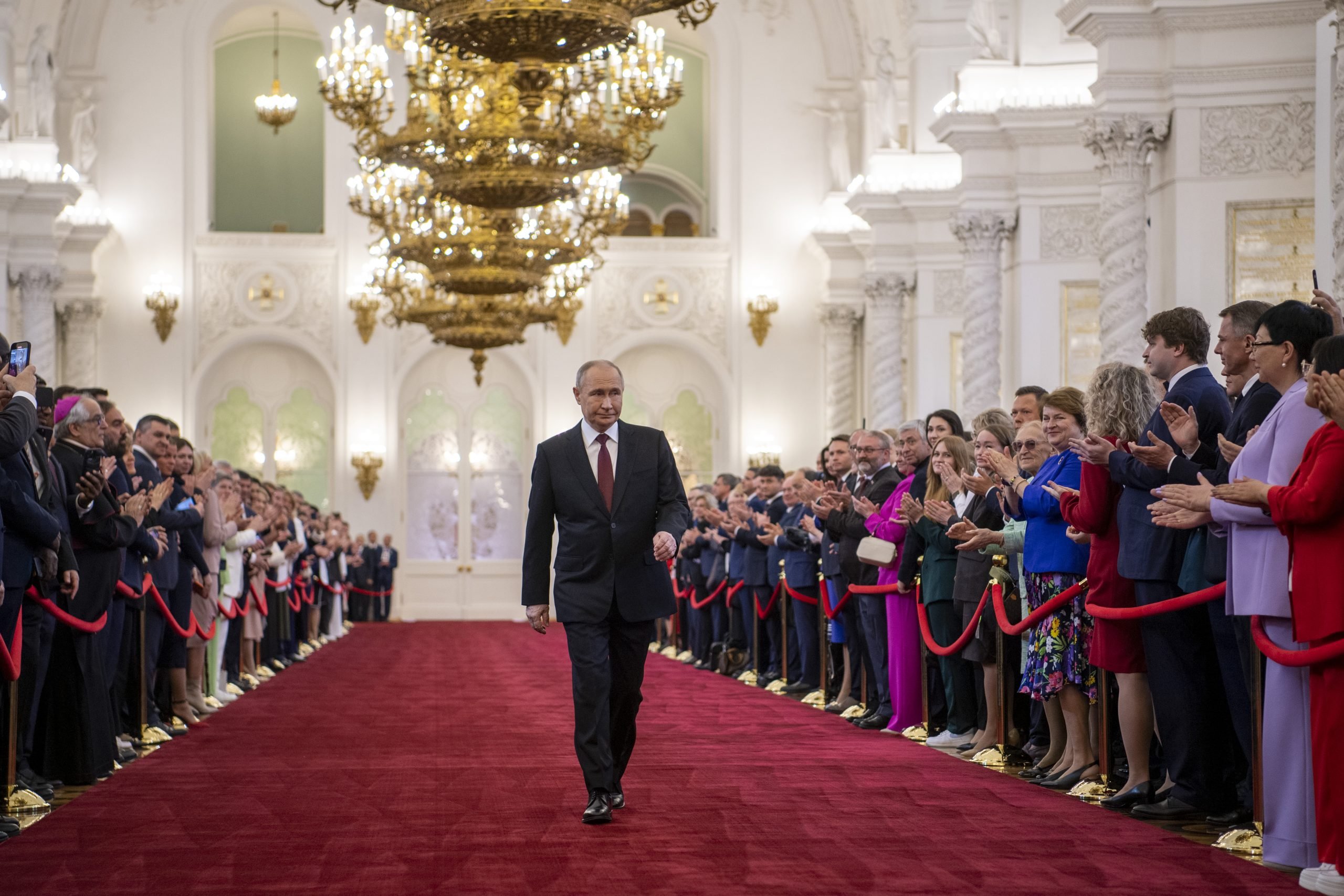 Putin jura como presidente de Rusia por quinta vez