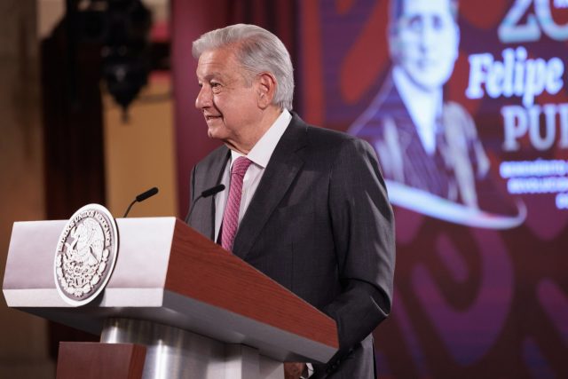 AMLO busca consolidar proyecto de salud antes de finalizar gestión