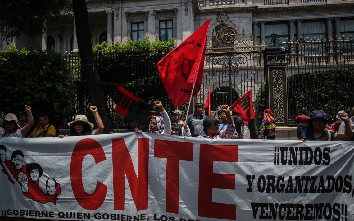 AMLO celebra regreso a clases en Oaxaca y diálogo con CNTE