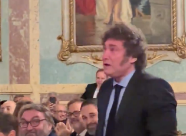 (Video) ¿Por qué se puso a llorar Javeir Milei en España?