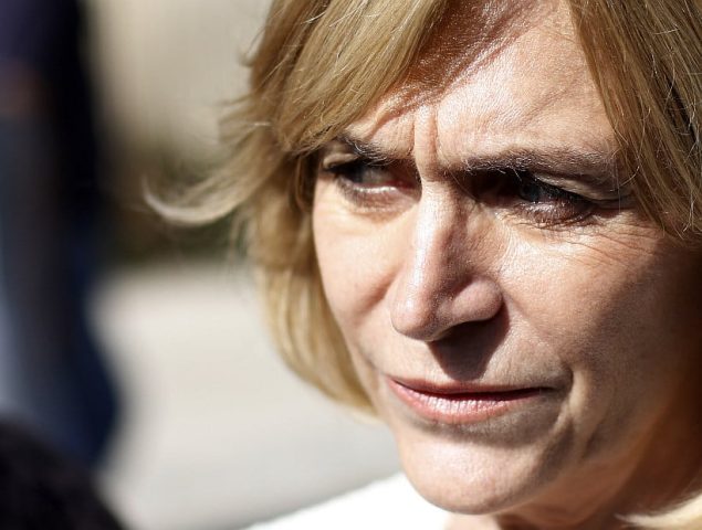 Hace 10 años: El día que el Gobierno de Bachelet pidió revisar los pagos de sueldos a Evelyn Matthei por no ser profesional