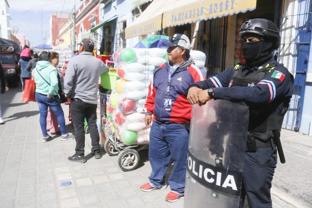 Comuna advierte desalojo de ambulantes en el Centro Histórico de Puebla