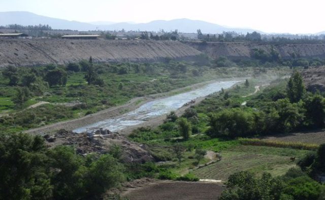 Otro río saqueado: Investigan «abusos graves» en la distribución de las aguas del río Huasco