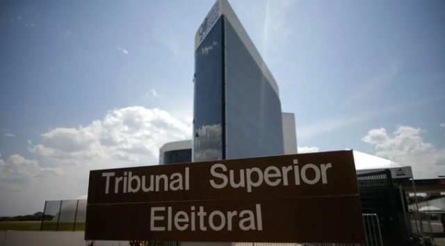 Venezuela: Tribunal Superior Electoral de Brasil anuncia que enviará técnicos a las presidenciales