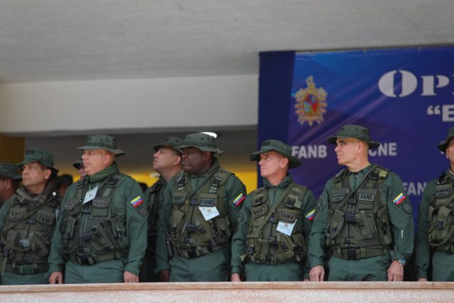 Ministro-Defensa