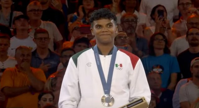 Claudia Sheinbaum felicita a Prisca Awiti por medalla olímpica