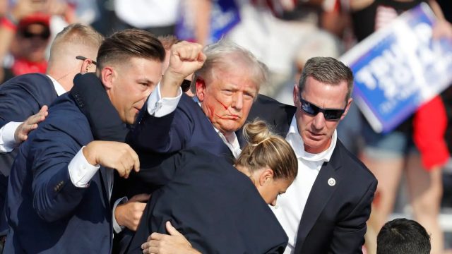 López Obrador celebra que Donald Trump sobrevivió al atentado
