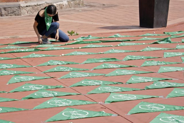 Aumentarán capacitaciones y hospitales en Puebla tras aval de aborto