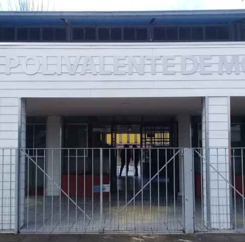 Conmoción en Molina por suicidio de profesor: Denuncian que sufrió malos tratos y acoso