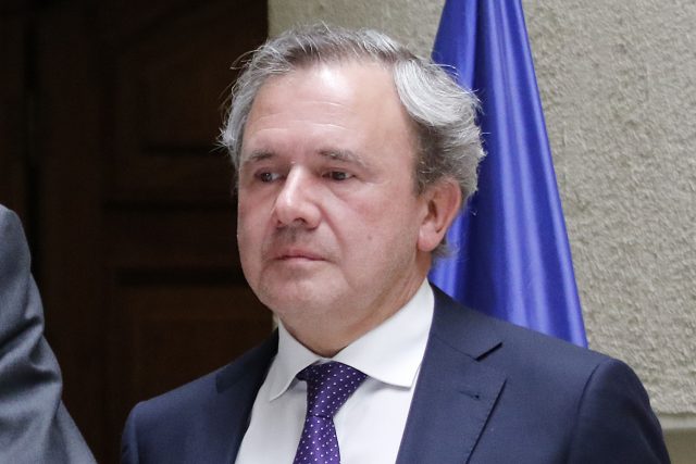 Senador UDI abandona la sala y no se puede votar igualdad salarial