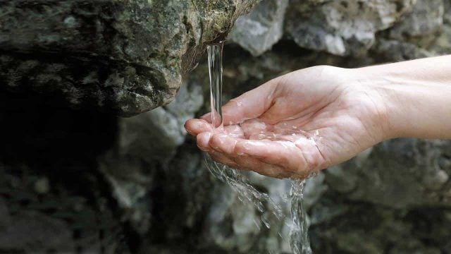 El agua, ay, el agua