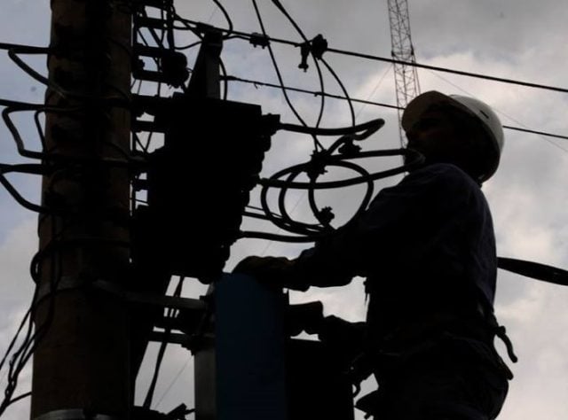 Más de un millón de clientes afectados por cortes de energía: Sernac oficia a empresas eléctricas