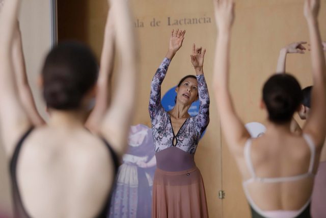 Promueve Elisa Carrillo el talento joven en el ballet mexicano en Puebla
