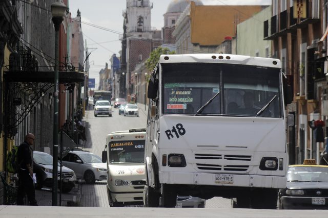 Muere mujer tras ser arrollada por ruta 18 