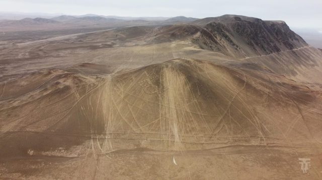 Crimen en desierto iquiqueño: Denuncian destrucción de geoglifos de la zona por jeeperos y motoqueros