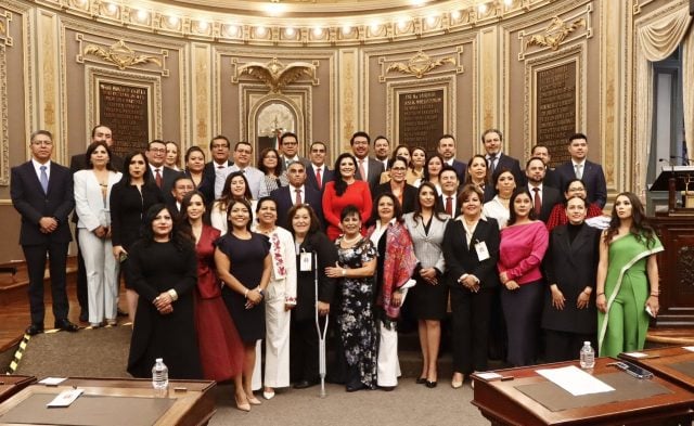 Con mayoría de la 4T inicia la LXII Legislatura en Puebla, el Día de la Independencia de México