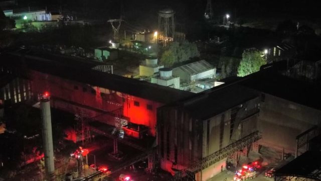 Explosión en fábrica acerera de Xaloztoc, Tlaxcala deja al menos 13 obreros muertos