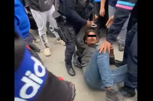 Intentan linchar a un hombre afuera del Hospital de la Mujer por presuntamente querer robar una moto