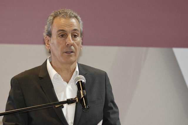Pepe Chedraui rechaza persecución política contra Adán Domínguez; presentará análisis de hoyo financiero
