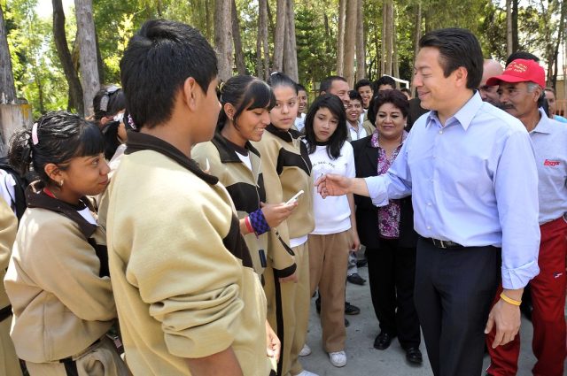 Gobierno de México reafirma compromiso con la educación para 2025: Mario Delgado