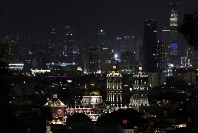 Descubre qué sectores económicos se beneficiaron durante 2023 en Puebla, según INEGI