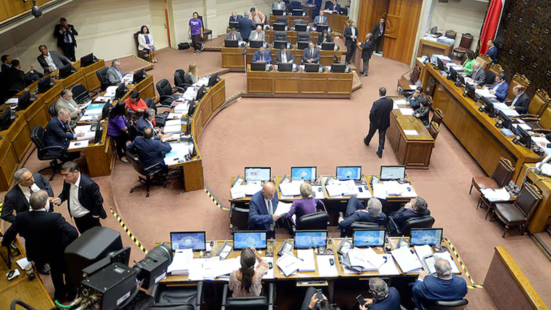 Senado aprueba Ley Antiterrorista con polémica indicación que permite ...
