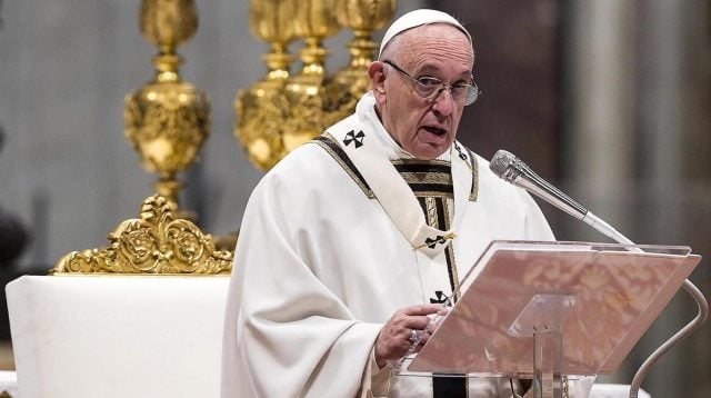 «Que callen las armas en el mundo»: El Papa Francisco pide paz en su mensaje de Navidad